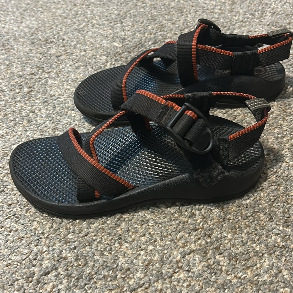 Chaco Big Kid's Z/1 EcoTread™ Sandals -Black with orange trim - Size 4Y - Picture 3 of 7